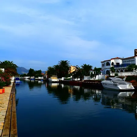 Holiday home Casa Con Amarre Y Piscina Privados Ref 306 *